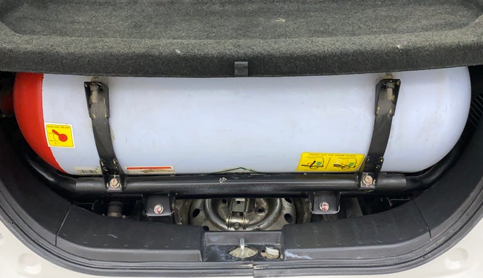 2017 Maruti Wagon R 1.0 LXI CNG, CNG, Manual, 71,906 km, Boot Inside