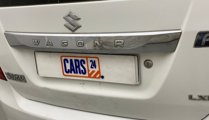 2017 Maruti Wagon R 1.0 LXI CNG, CNG, Manual, 71,906 km, Dicky (Boot door) - Slightly dented