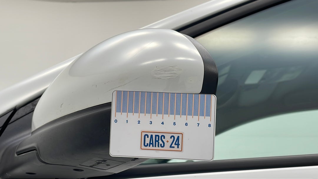 Side Mirrors Housing LHS Scratch