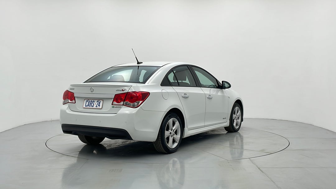 Right Back Diagonal (45- Degree) View