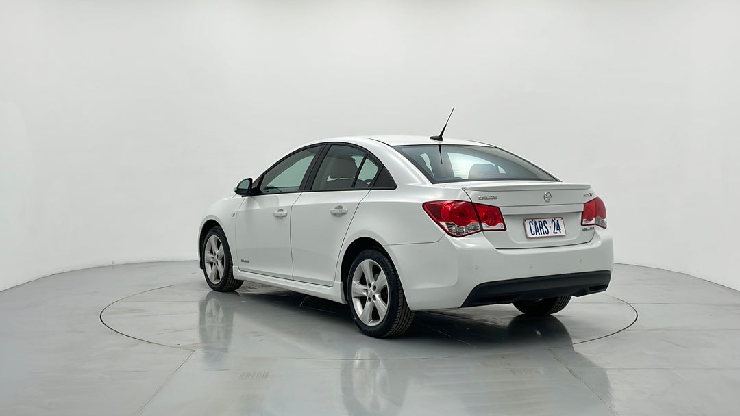 Left Back Diagonal (45- Degree) View