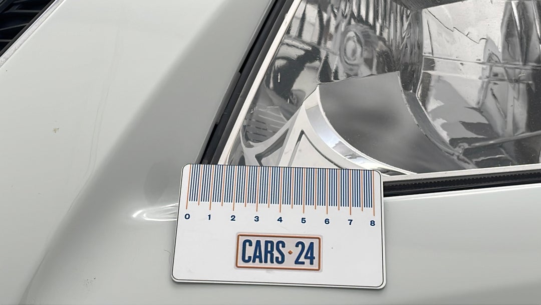 Lights Headlights LHS Scratch