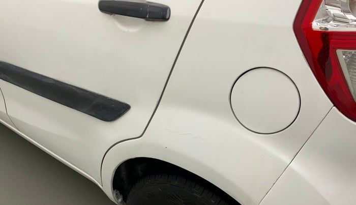 2012 Maruti Ritz LXI, Petrol, Manual, 1,21,307 km, Left quarter panel - Paint has minor damage