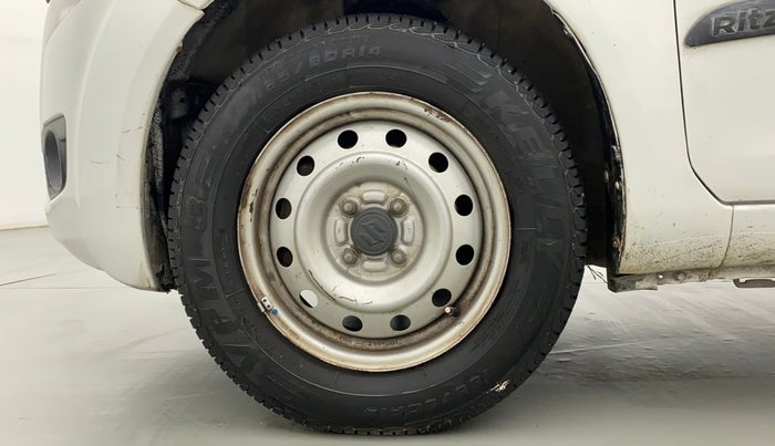 2012 Maruti Ritz LXI, Petrol, Manual, 1,21,307 km, Left Front Wheel