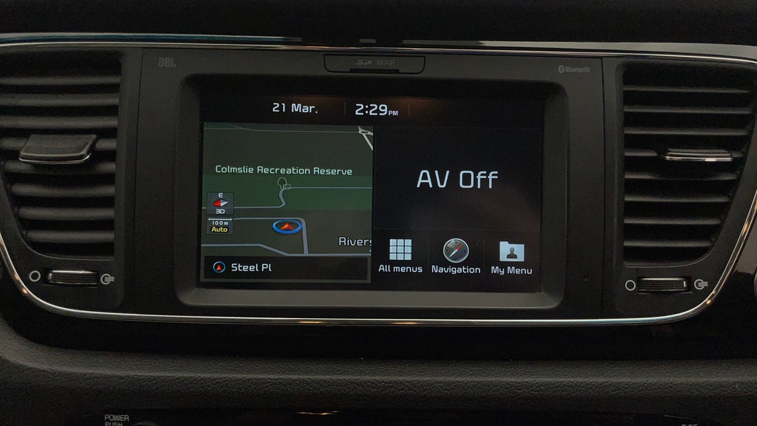 2019 Kia Carnival Platinum, Automatic, 133155 km, Infotainment System