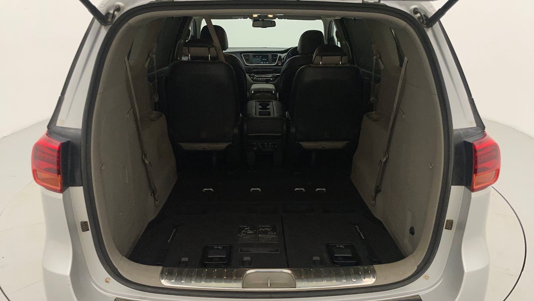 2019 Kia Carnival Platinum, Automatic, 133155 km, Boot Inside View