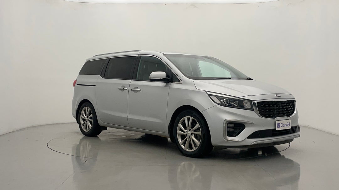 2019 Kia Carnival Platinum, Automatic, 133155 km, Right Front Diagonal (45- Degree) View