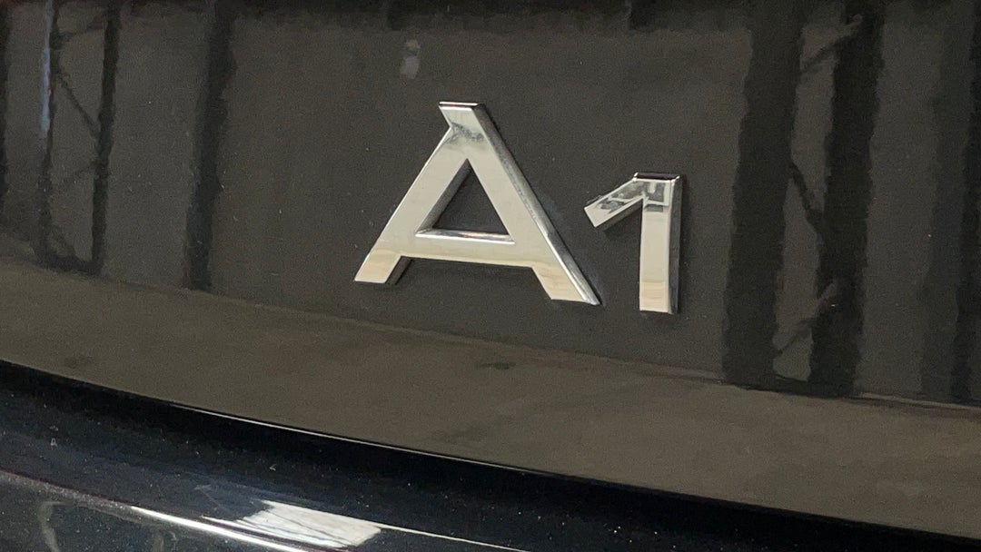 Badge (Boot Left Side)