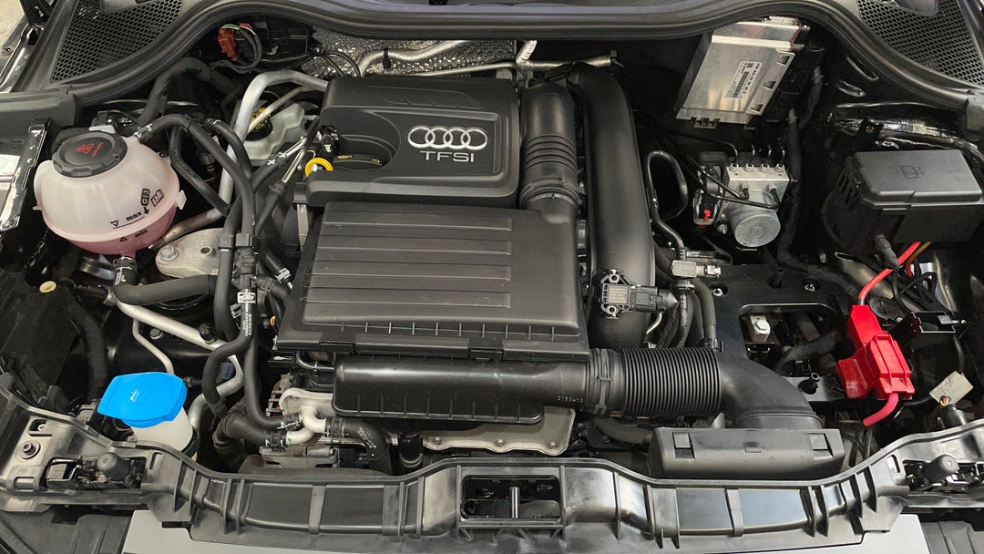 Open Bonnet (Engine)