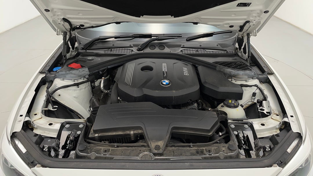 Open Bonnet (Engine)