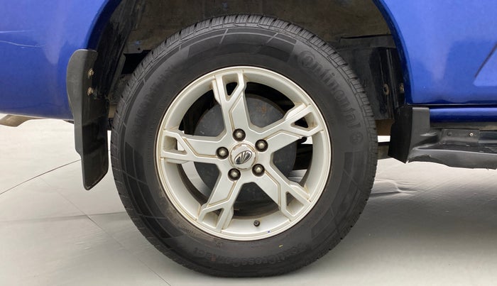 2014 Mahindra Scorpio S10, Diesel, Manual, 52,627 km, Right Rear Wheel
