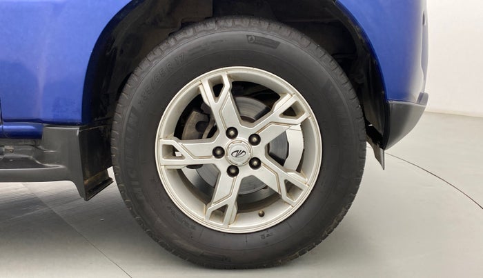 2014 Mahindra Scorpio S10, Diesel, Manual, 52,627 km, Right Front Wheel
