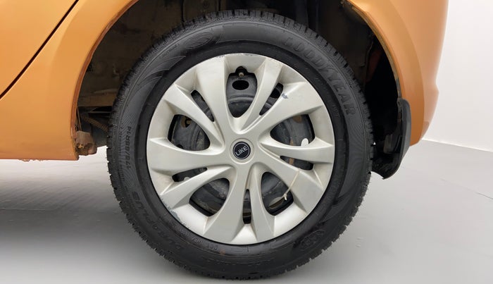 2016 Tata Tiago XT 1.2 REVOTRON, Petrol, Manual, 1,26,689 km, Left Rear Wheel