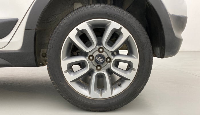 2016 Hyundai i20 Active 1.4 SX, Diesel, Manual, 38,546 km, Left Rear Wheel