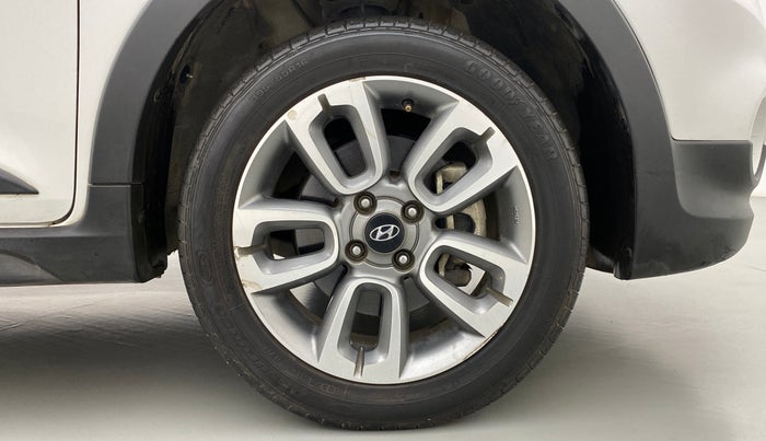 2016 Hyundai i20 Active 1.4 SX, Diesel, Manual, 38,546 km, Right Front Wheel