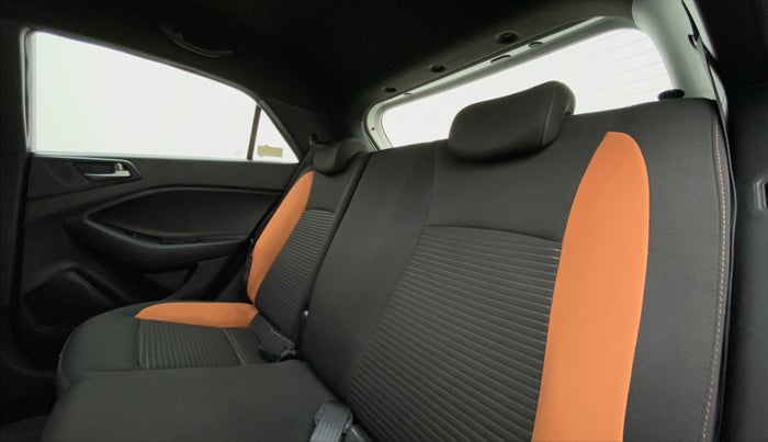 2016 Hyundai i20 Active 1.4 SX, Diesel, Manual, 38,546 km, Right Side Rear Door Cabin