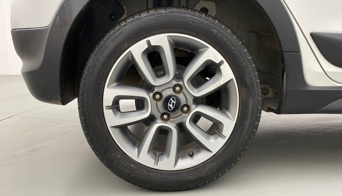 2016 Hyundai i20 Active 1.4 SX, Diesel, Manual, 38,546 km, Right Rear Wheel
