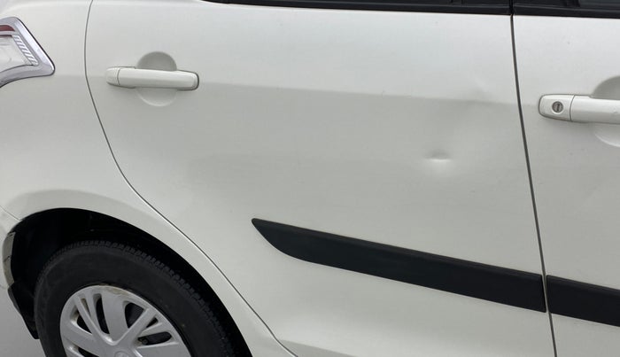2017 Maruti Swift VXI O, Petrol, Manual, 42,828 km, Right rear door - Slightly dented