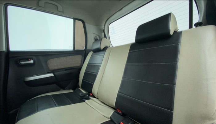 2015 Maruti Wagon R 1.0 VXI, Petrol, Manual, 46,090 km, Right Side Rear Door Cabin