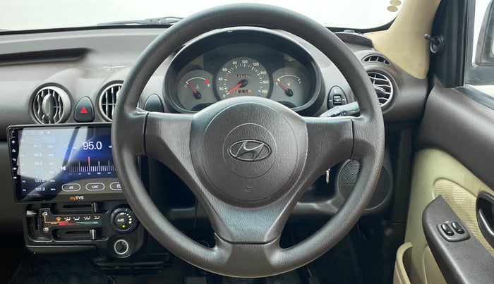 2010 Hyundai Santro Xing GLS, Petrol, Manual, 39,291 km, Steering Wheel Close Up