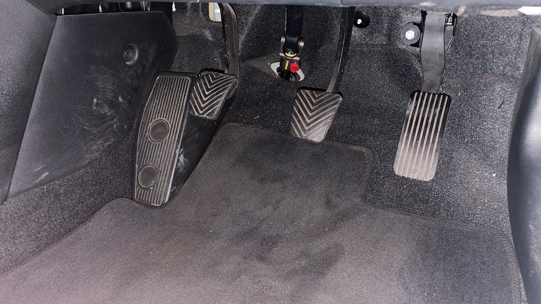 Pedals and Footmat
