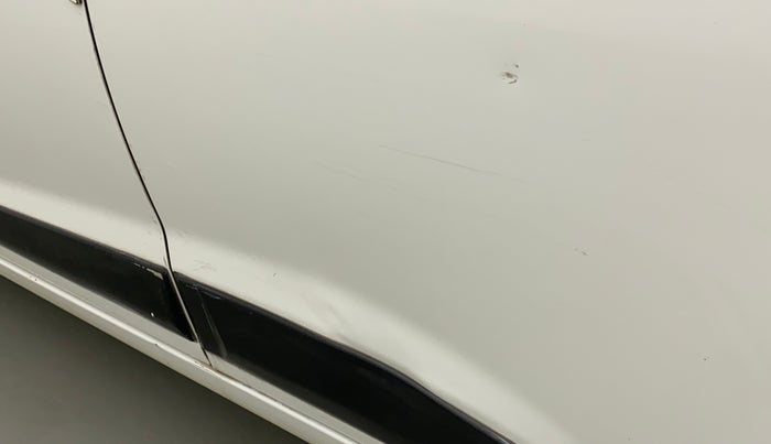 2017 Hyundai Grand i10 MAGNA 1.2 KAPPA VTVT, Petrol, Manual, 76,507 km, Rear left door - Slightly dented
