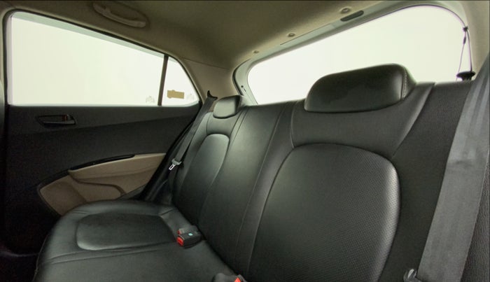 2017 Hyundai Grand i10 MAGNA 1.2 KAPPA VTVT, Petrol, Manual, 76,507 km, Right Side Rear Door Cabin