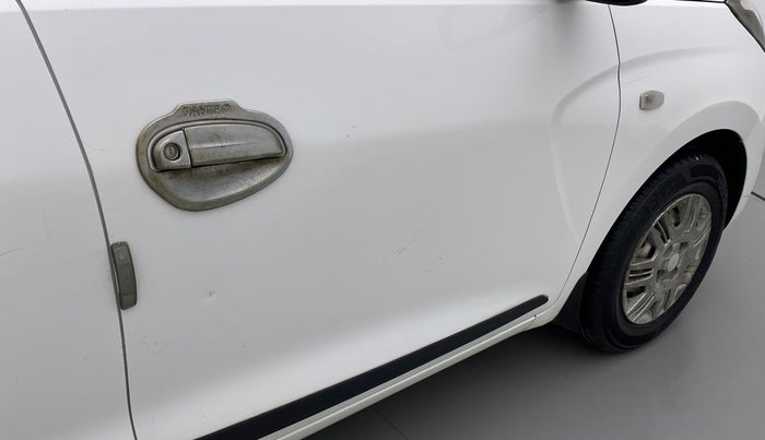 2019 Hyundai NEW SANTRO ERA, Petrol, Manual, 22,383 km, Driver-side door - Minor scratches