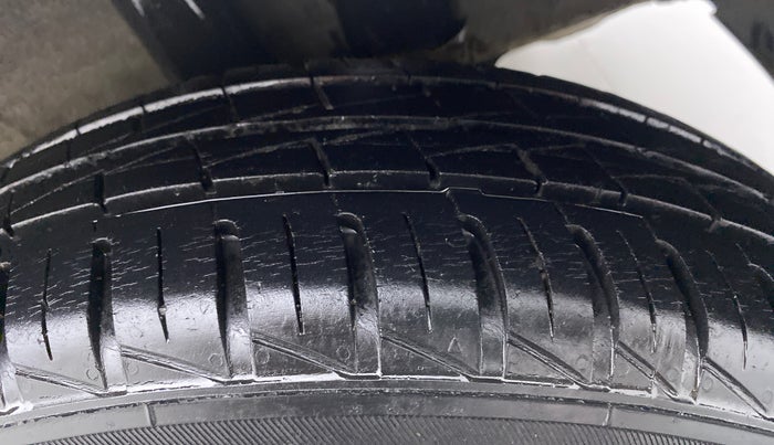 2019 Hyundai NEW SANTRO ERA, Petrol, Manual, 22,383 km, Left Rear Tyre Tread