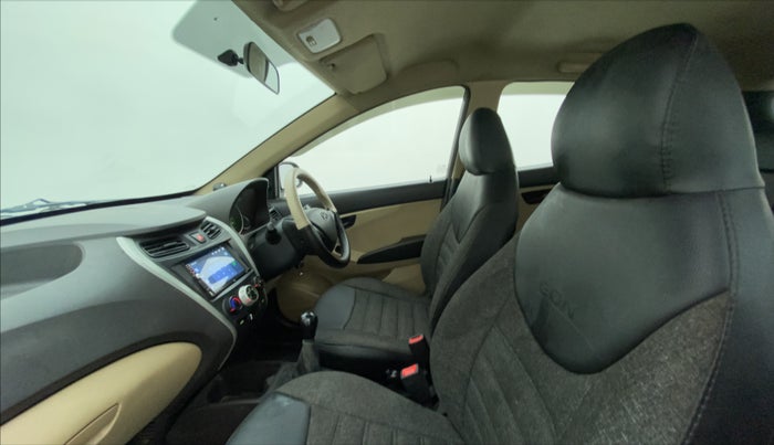 2015 Hyundai Eon MAGNA PLUS, Petrol, Manual, 78,282 km, Right Side Front Door Cabin