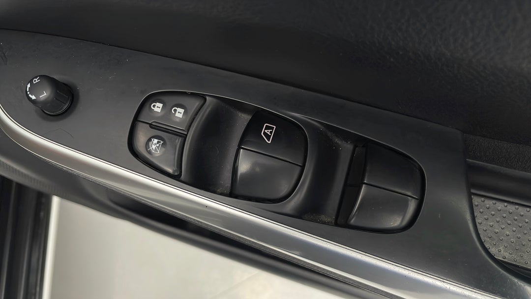 Drivers Side Door Panel Controls