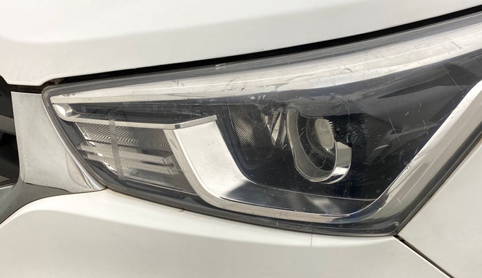 2019 Hyundai Creta 1.6 SX (O) VTVT, Petrol, Manual, 60,781 km, Left headlight - Minor scratches