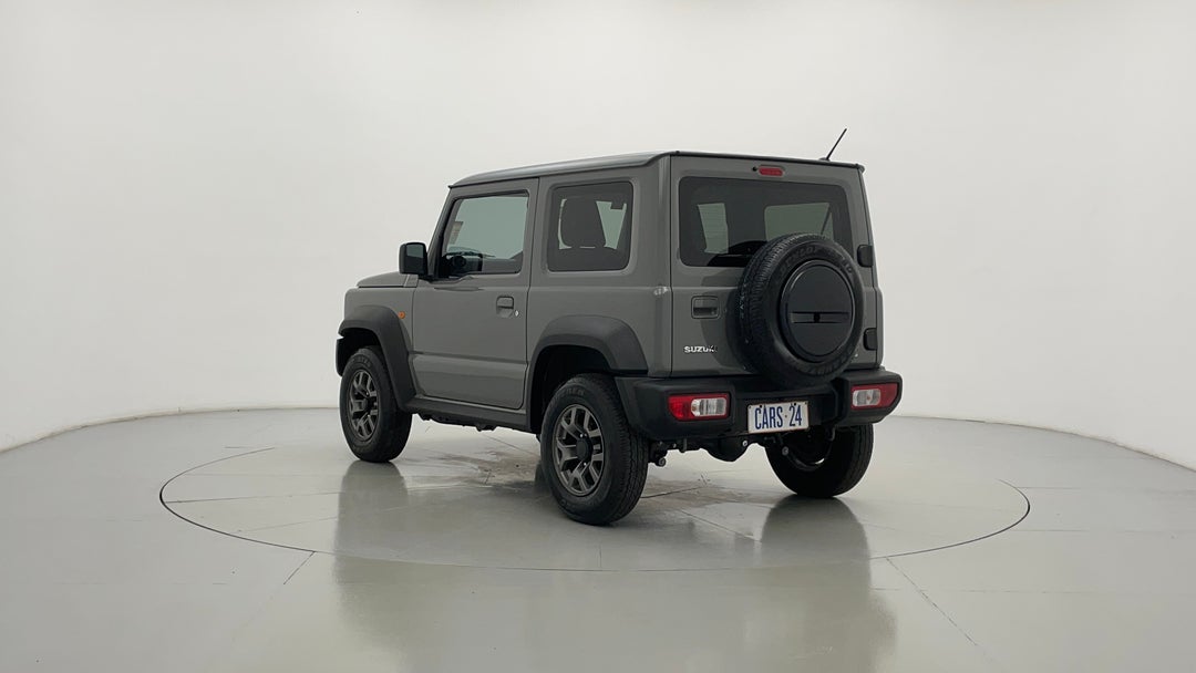 Left Back Diagonal (45- Degree) View