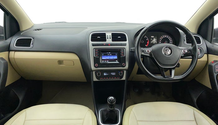 2016 Volkswagen Ameo HIGHLINE1.2L, Petrol, Manual, 37,966 km, Dashboard