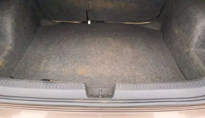2016 Volkswagen Ameo HIGHLINE1.2L, Petrol, Manual, 37,966 km, Boot Inside