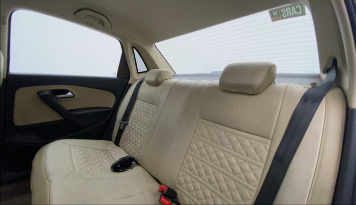 2016 Volkswagen Ameo HIGHLINE1.2L, Petrol, Manual, 37,966 km, Right Side Rear Door Cabin