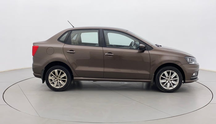 2016 Volkswagen Ameo HIGHLINE1.2L, Petrol, Manual, 37,966 km, Right Side View