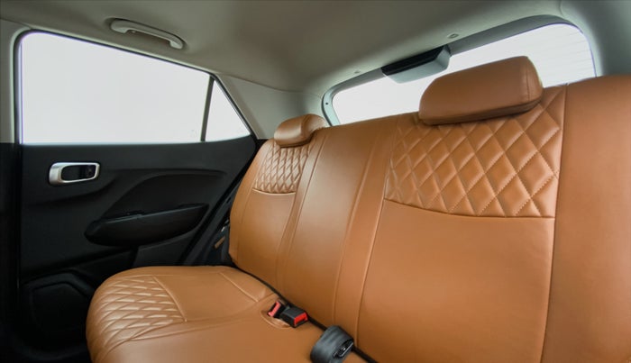 2020 Hyundai VENUE SX 1.0 GDI IMT, Petrol, Manual, 14,438 km, Right Side Rear Door Cabin