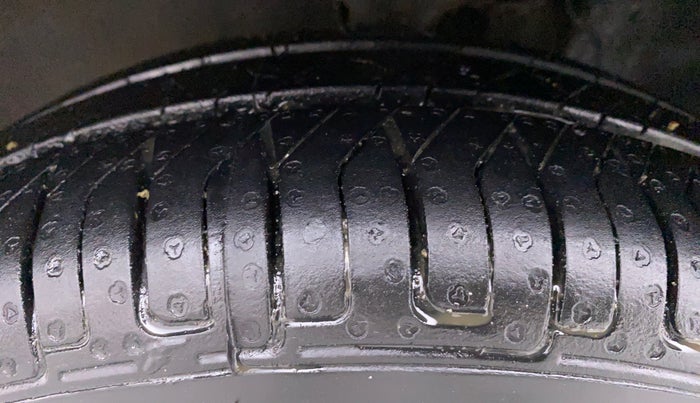 2010 Maruti Zen Estilo VXI, Petrol, Manual, 40,992 km, Left Front Tyre Tread