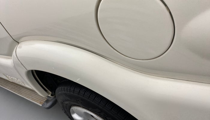 2015 Mahindra Scorpio S2, Diesel, Manual, 73,296 km, Left quarter panel - Minor scratches