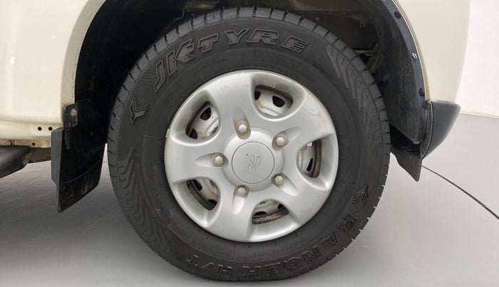 2015 Mahindra Scorpio S2, Diesel, Manual, 73,296 km, Right Front Wheel