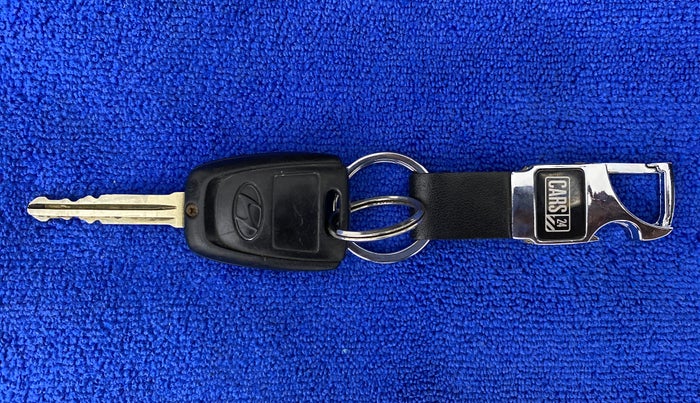 2015 Hyundai Grand i10 MAGNA 1.2 KAPPA VTVT, Petrol, Manual, 70,187 km, Key Close Up