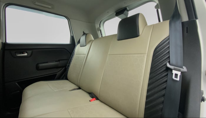 2019 Maruti New Wagon-R VXI 1.2L, Petrol, Manual, 71,428 km, Right Side Rear Door Cabin