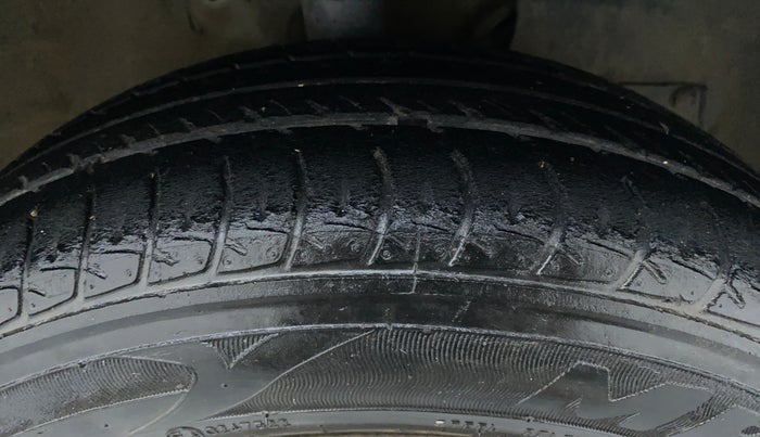 2019 Maruti New Wagon-R VXI 1.2L, Petrol, Manual, 71,428 km, Right Front Tyre Tread