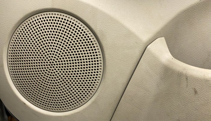2014 Datsun Go T, Petrol, Manual, 54,033 km, Speaker