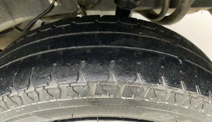 2014 Datsun Go T, Petrol, Manual, 54,033 km, Left Rear Tyre Tread