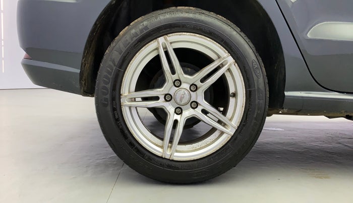 2019 Volkswagen Ameo TRENDLINE 1.5L, Diesel, Manual, 71,979 km, Right Rear Wheel