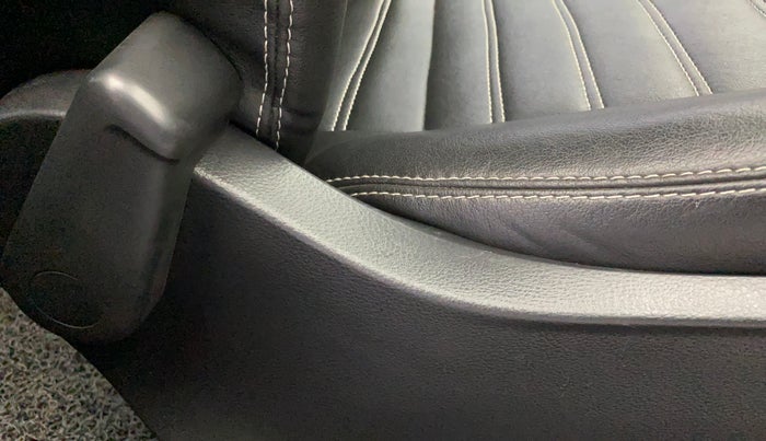 2019 Volkswagen Ameo TRENDLINE 1.5L, Diesel, Manual, 71,979 km, Driver Side Adjustment Panel