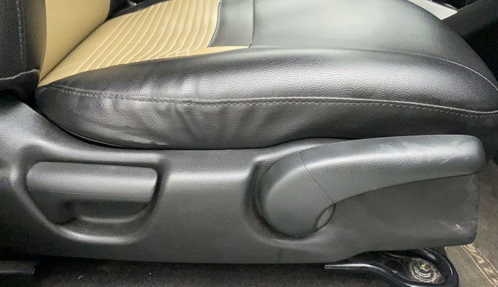 2015 Honda Jazz 1.2L I-VTEC V, Petrol, Manual, 33,263 km, Driver Side Adjustment Panel