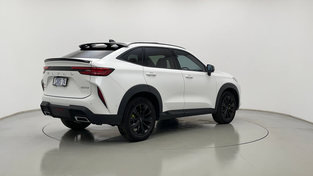 Right Back Diagonal (45- Degree) View